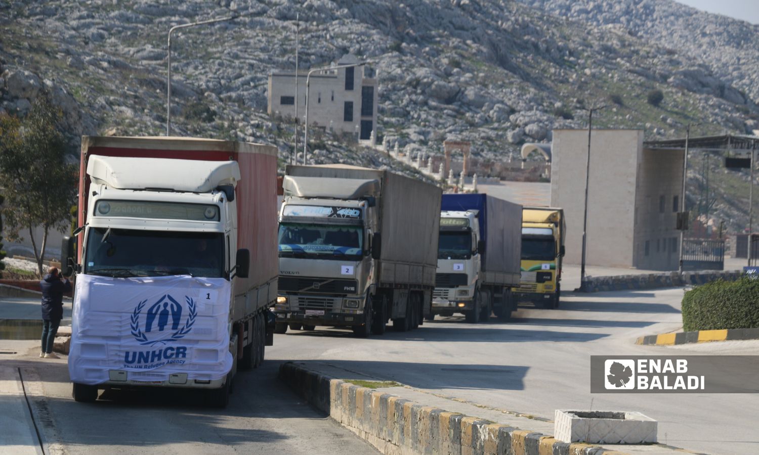 قافلة مساعدات أممية تدخل إلى الشمال السوري من معبر باب الهوى- 11 شباط 2023 (/ إياد عبد الجواد)