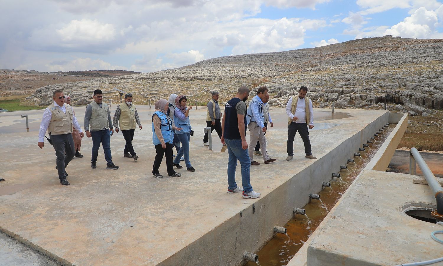 مشروع معالجة مياه الصرف الصحي الممول من اليونيسف و"SCHF"، وتنفذه "IHR" وشركة بناء للتنمية في إدلب - 14 من أيار 2024 (CHA/Mohanad Zayat)